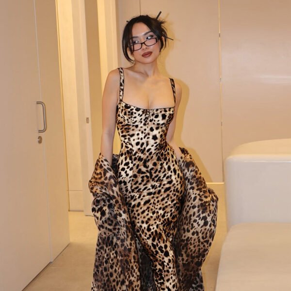 Slim Leopard Print Dress - Image 5